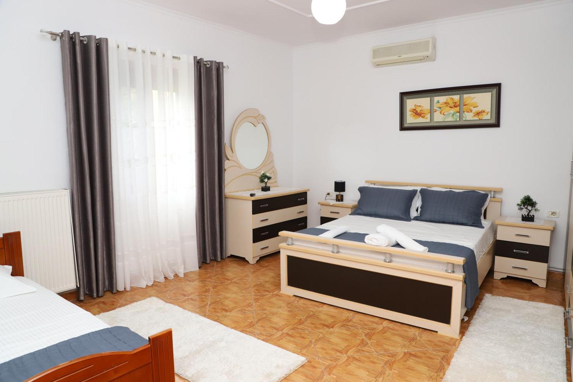 Apartment Xheison Берат Екстер'єр фото