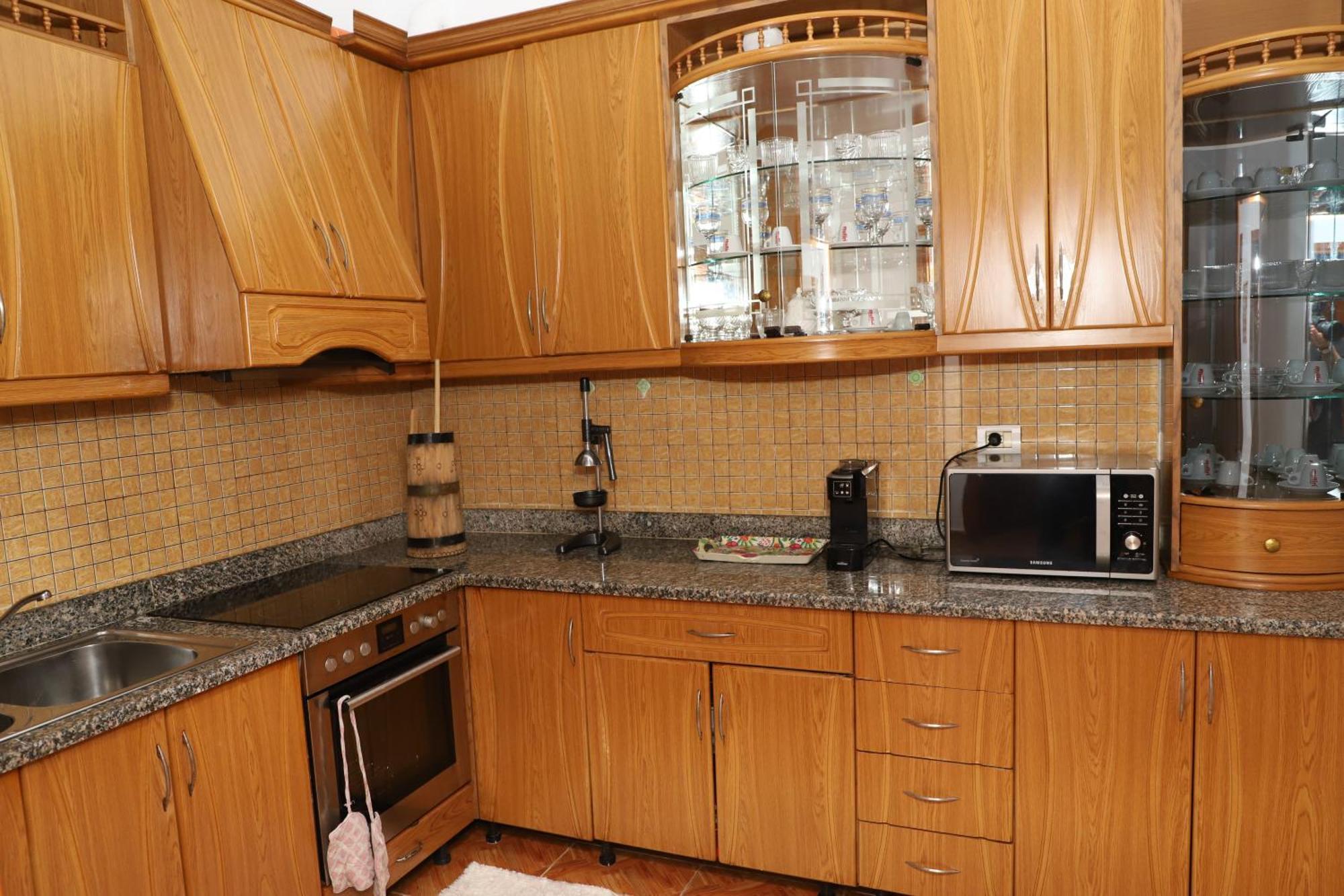 Apartment Xheison Берат Екстер'єр фото