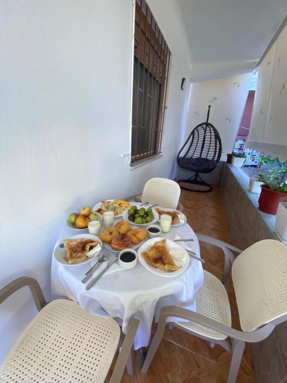 Apartment Xheison Берат Екстер'єр фото