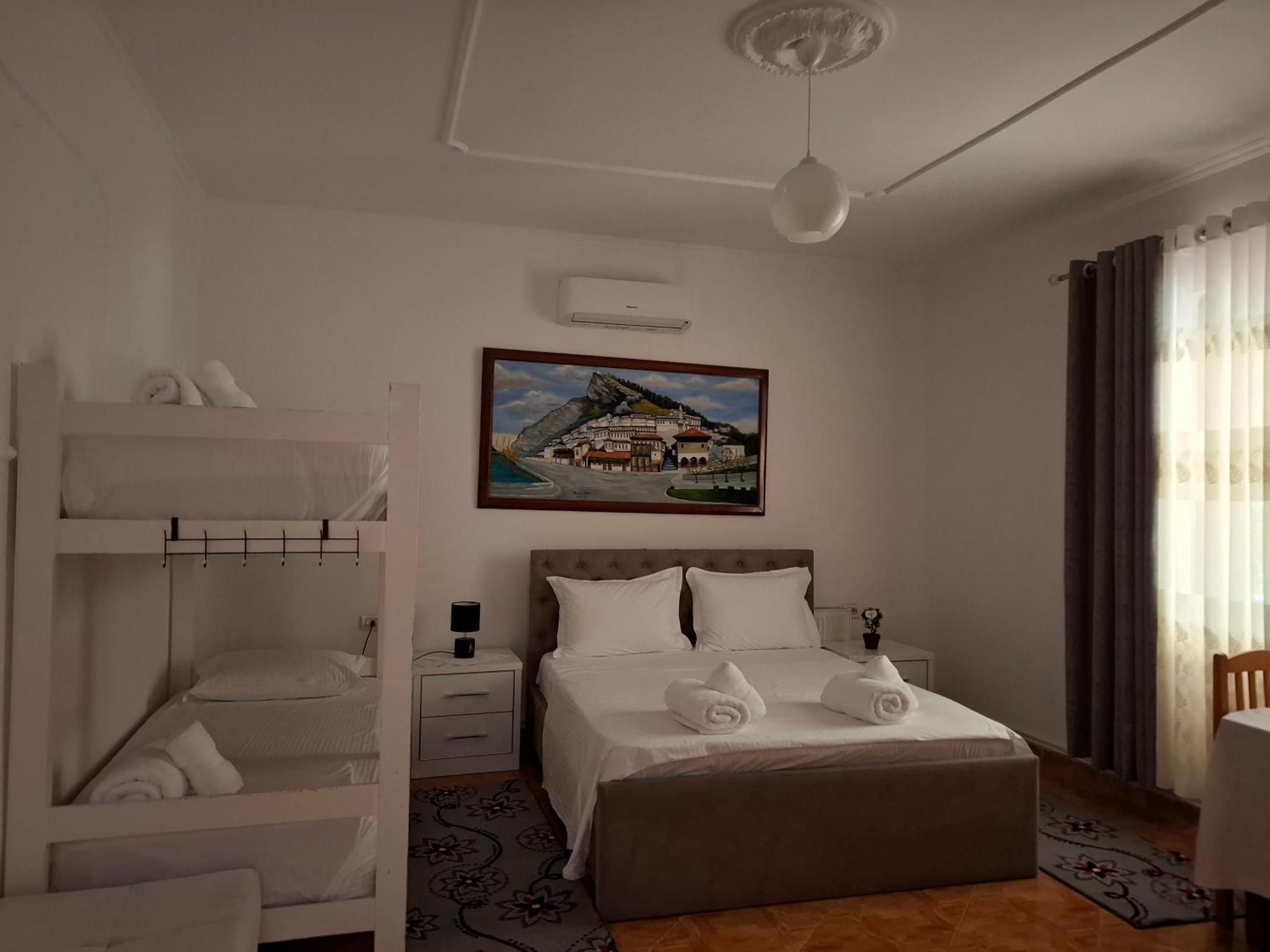 Apartment Xheison Берат Екстер'єр фото