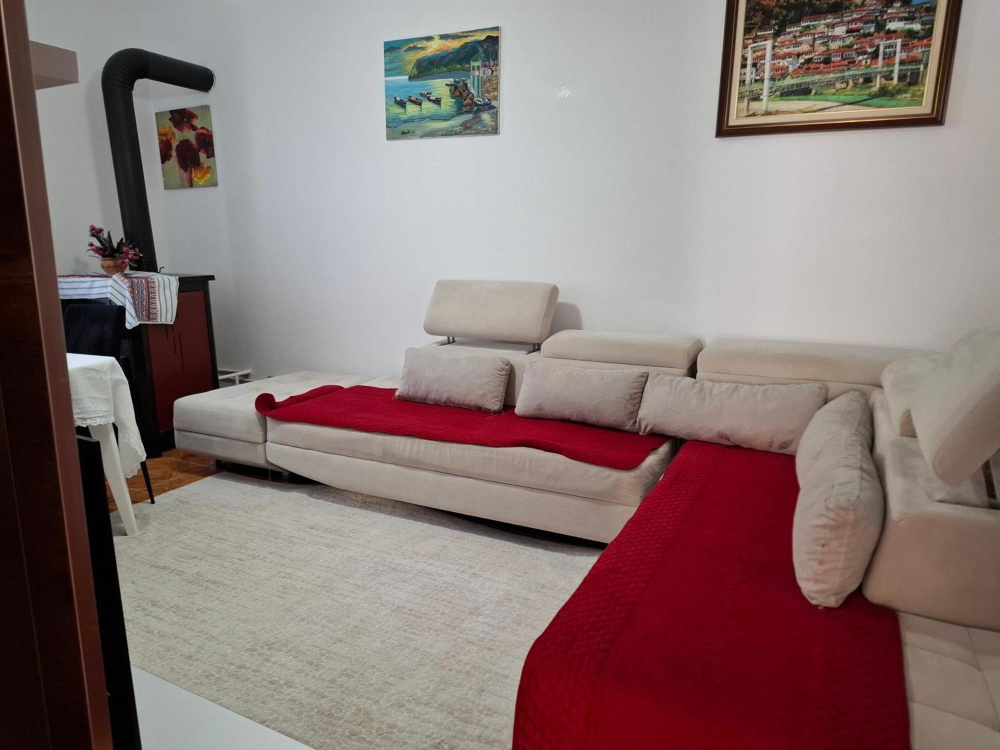 Apartment Xheison Берат Екстер'єр фото