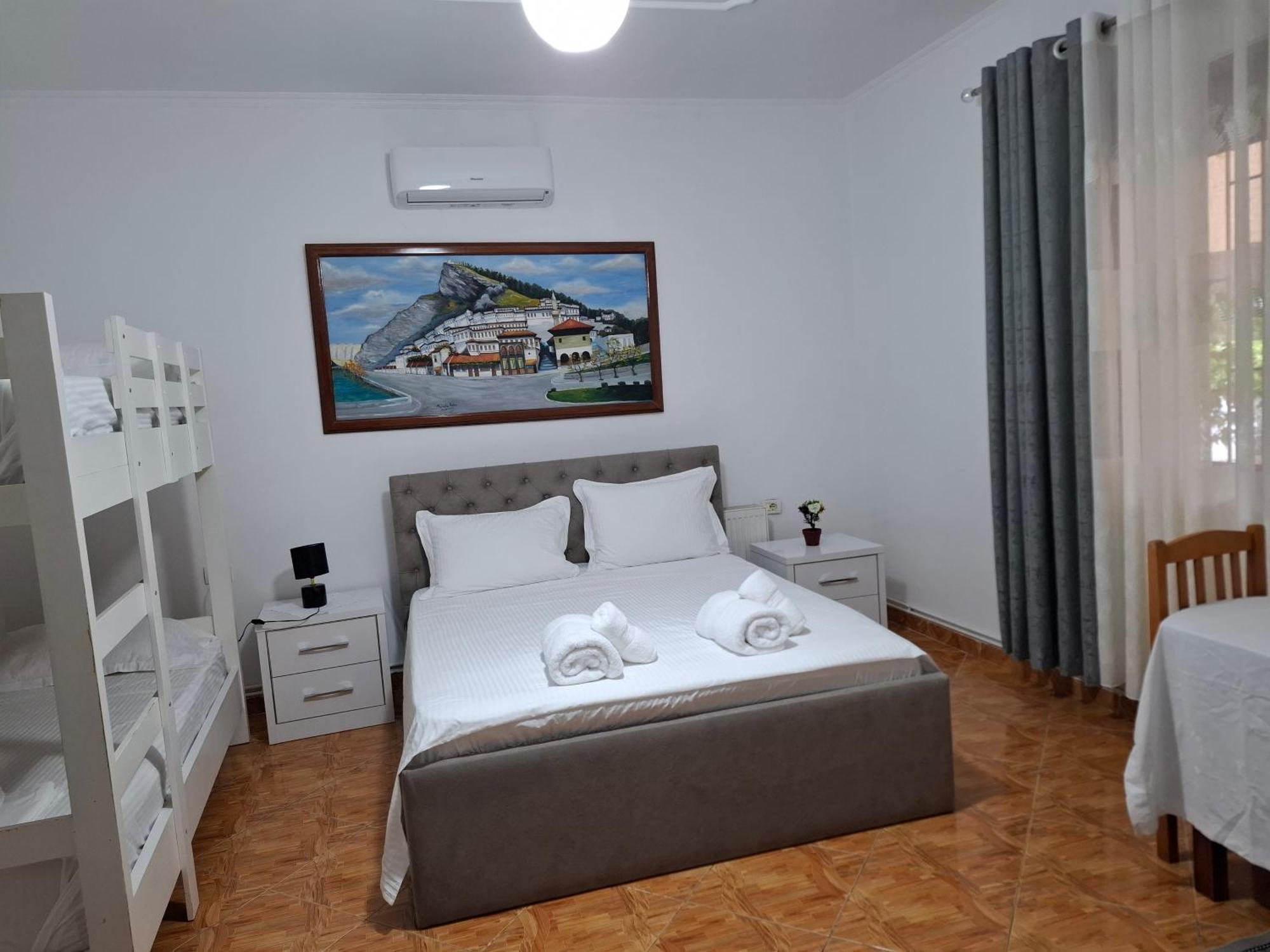 Apartment Xheison Берат Екстер'єр фото