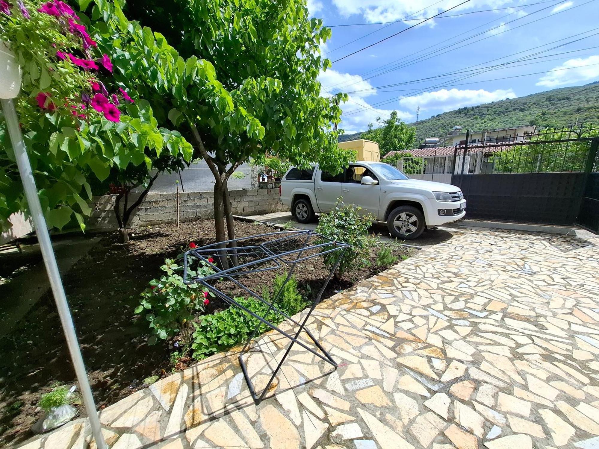 Apartment Xheison Берат Екстер'єр фото