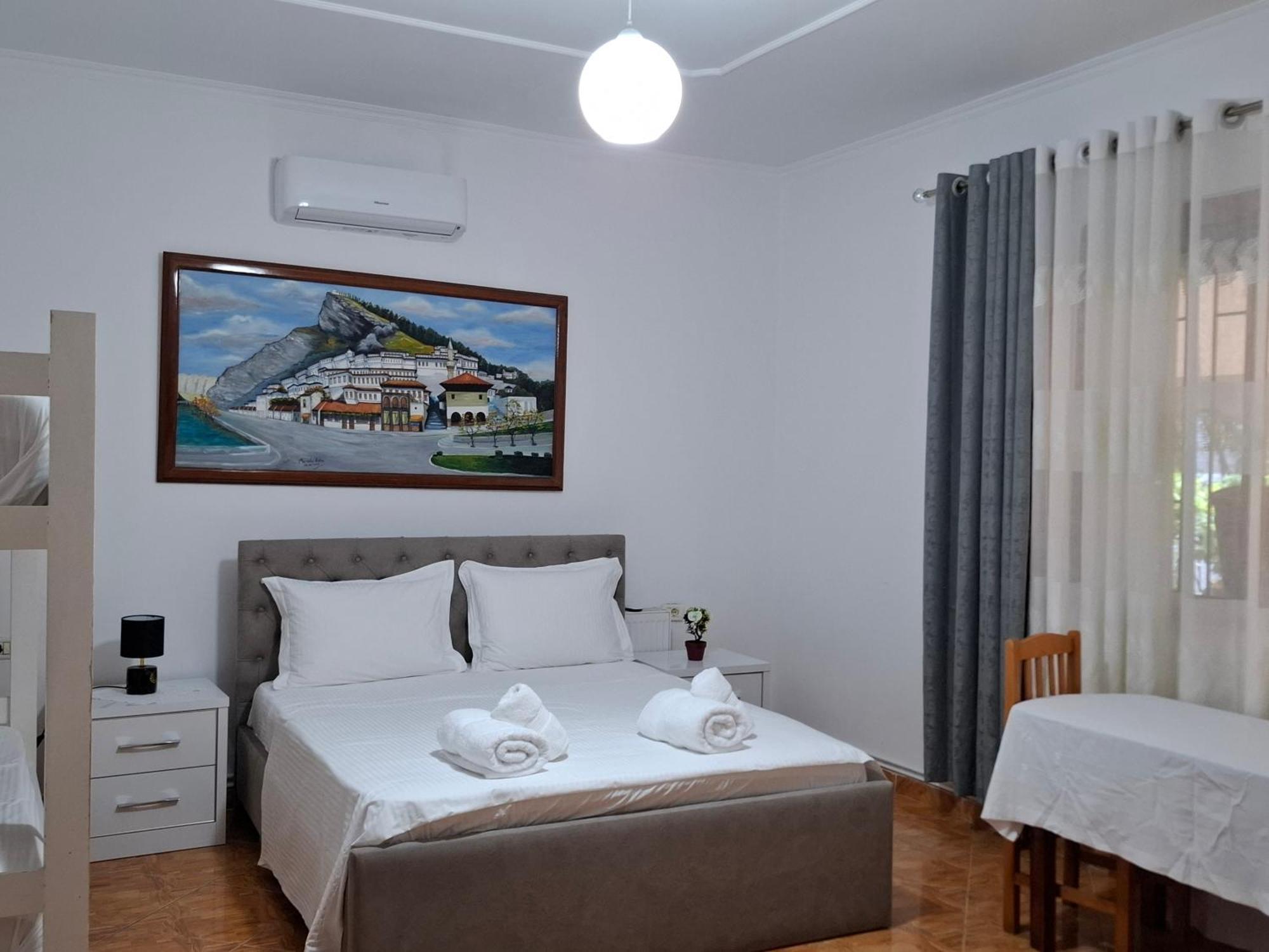 Apartment Xheison Берат Екстер'єр фото